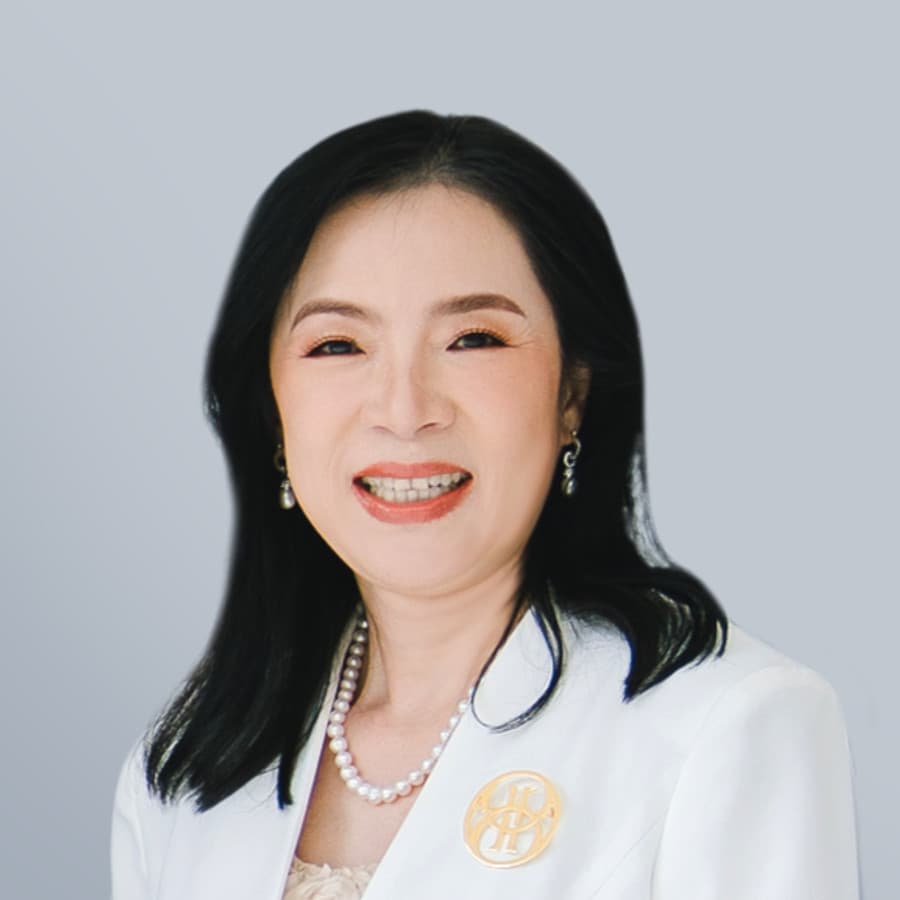 Portrait of Phimluck Linsuwanont